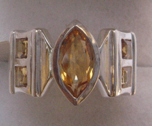 แหวนคริสตัลซิทรินธรรมชาติสำหรับผู้หญิงจาก Shah Gems เงินแท้ 925 - Product Image 1