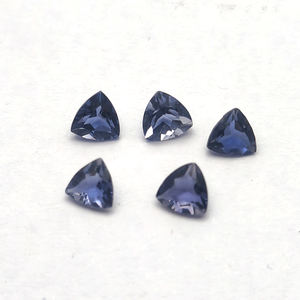 Iolite ธรรมชาติ 4x4 มม. ล้านล้านเพชร 0.13 กะรัต Iroc ขายคุณภาพสูง iolite สีฟ้าอัญมณีหลวมผู้ผลิตชั้นนําและผู้ส่งออก - Product Image 1