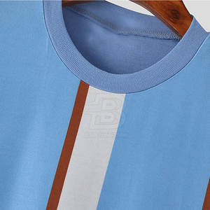 T-shirt de qualité supérieure pour hommes T-shirt léger T-shirt de couleur personnalisée T-shirt décontracté pour hommes - Product Image 3