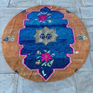 Alfombra Turca Vintage de 4.5x4.5 pies, Alfombra Decorativa, Alfombra de Lana Sólida Azul Marrón - Product Image 1