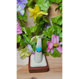 Zuni Handmade Fine Jewelry Kingman Turquoise & Sterling <b>Silver</b> Cluster <b>Statement</b> <b>Ring</b> for Everyday Wear - Product Image 1