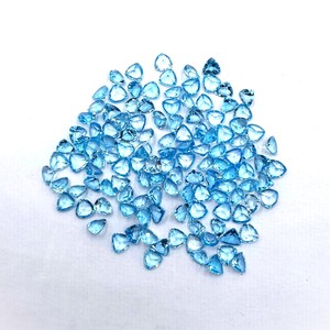 4mm topaze bleue suisse trillion de pierres précieuses en vrac topaze bleue naturelle à facettes pierre en vrac pour la fabrication de bijoux par grossiste indien - Product Image 4