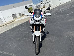 Mejor Oferta de Precio de Fábrica 2025/2026 África (Twin) Adventure-Sport ES DCT Nueva 1100cc (Motocicleta) - Product Image 5