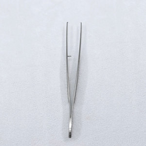 Pinzas de Tejido Manuales de Marca Privada Hechas a Medida, de Alta Calidad y Peso Ligero para Cirugía General, de Enved Enterprises - Product Image 2