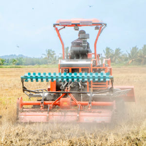 Tracteur agricole Hogico 80 ch, neuf, 2 roues motrices, cultivateur agricole 3 en 1, motoculteur rotatif, motoculteur rotatif, chenilles en caoutchouc agricoles à vendre - Product Image 6