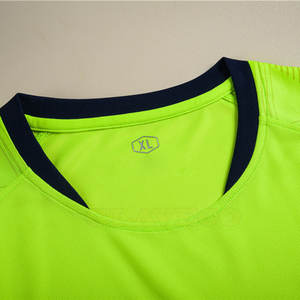 Conjunto de uniforme de fútbol personalizado de alta calidad, ropa de fútbol transpirable de secado rápido, servicio OEM disponible - Product Image 3