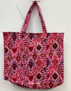 Sac fourre-tout matelassé à fleurs personnalisé pour femmes Rangement de toilette de voyage à la mode pour les promotions - Product Image 5