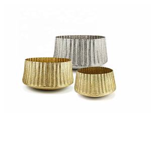 Recién llegado, jarrón de aluminio martillado, modelo de aluminio, jarrón de mesa, jarrón de flores de aluminio martillado disponible en diferentes acabados - Product Image 1