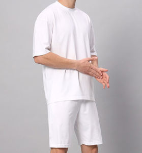 2025 Conjunto de pantalones cortos de camiseta de alta calidad personalizado Conjunto de manga corta de nuevo estilo para hombres - Product Image 1