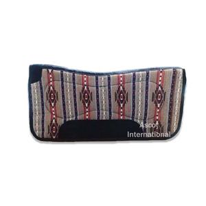 Vente en gros de tapis de selle Western en feutre jacquard pour l'équitation en laine remplie de doublure en tissu Accessoires pour chevaux en gros - Product Image 4