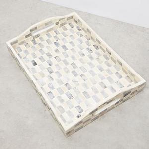 Bandeja de Nácar en Tono Neutro, Mosaico Rectangular, Bandeja Decorativa Hecha a Mano para Servir, para Sala de Estar, Cocina y Comedor de Lujo - Product Image 2