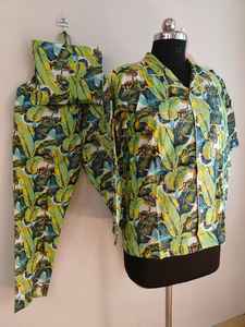 Conjunto de Dormir Ligero de Algodón Suave, Camiseta Relajada con Botones y Pantalones Estilo Jogger a Juego, Color Verde Salvia, Acogedor para el Hogar - Product Image 3