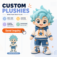 Poupée en peluche personnalisée avec cheveux tressés, robe rose claire simple, figurine douce rembourrée pour cadeau personnalisé quotidien ou décontracté