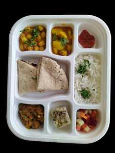 Plato Redondo Desechable Ecológico y Compostable Hecho de Fibra de Caña de Azúcar, Plato para Cena - Product Image 6