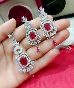 Tendance collier de diamants américains ensemble avec voir pierre verte pour les femmes fête de mariage porter des bijoux indiens pour les femmes - Product Image 4