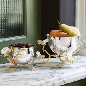 Elegante Tazón de Chocolate de Metal Dorado de Estilo Contemporáneo con Acabado Elegante para Ocasiones Especiales, Fiestas y Decoración Navideña - Product Image 5