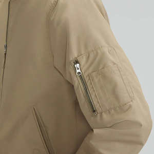 แจ็กเก็ตหนังสำหรับผู้ชายเสื้อแจ็กเก็ตหนังมอเตอร์ไซด์ลายนูนแนวสตรีทแวร์สำหรับกลางแจ้งสไตล์วินเทจ - Product Image 2