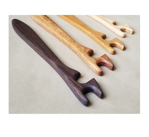 Étagère de four coulissante en bois, ustensile de cuisine rustique de qualité supérieure - Product Image 2