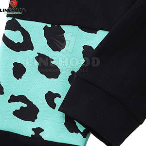 2025 nouveau Design femmes haut court sweats à capuche impression personnalisée 100% coton hiver col à capuche avec Logo avant prix - Product Image 4