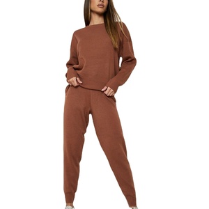 ชุดสเวตเตอร์ผู้หญิงสีพื้นชุดแนวสตรีทสูทกันเหงื่อผ้าคอตตอนแนว100% ลำลองสำหรับผู้ใหญ่ - Product Image 1