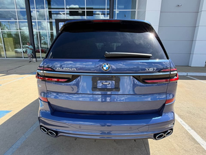 Buena Oferta, Alpina B7 xDrive 2022, Motor V8 Twin-Turbo de 600 hp, Tracción en las Cuatro Ruedas, Equipamiento de Alta Gama, Sin Modificaciones - Product Image 2