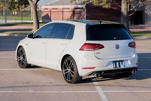 Volkswagen GTI S 2020 USADO, Volante a la Izquierda/Derecha - Product Image 3