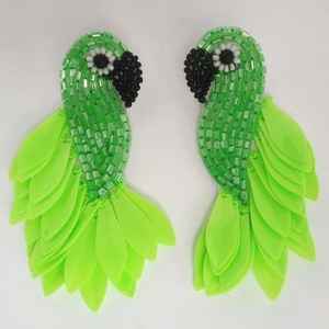 2025 nouveautés perroquet conception couleur verte boucles d'oreilles pour femmes Handmad perle de rocaille enseignant déclaration goutte précieuse perlée boucle d'oreille - Product Image 1