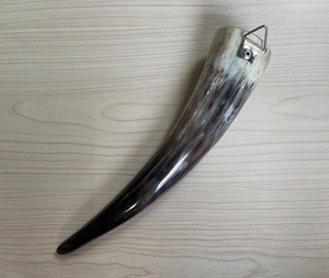 Vase à fleurs en corne de buffle de luxe, décoration murale de style campagnard avec options de taille personnalisées pour le salon ou l'entrée, de f s international - Product Image 3