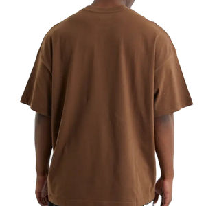 Prix de gros pour hommes Premium Bulk 300 GSM T-shirts Poids lourd Stock Coton Polyester Étiquette avec logo personnalisé - Product Image 6