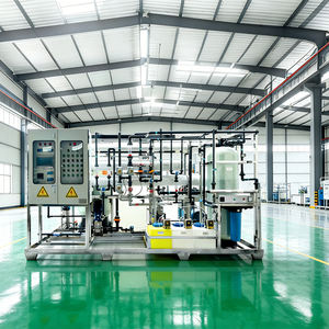 Système d'osmose inverse à eau <span class=keywords><strong>de</strong></span> mer en deux étapes 2000L/H avec moteur <span class=keywords><strong>de</strong></span> pompe PLC pour la dessalement industriel et l'eau potable hautement automatisés - Product Image 2