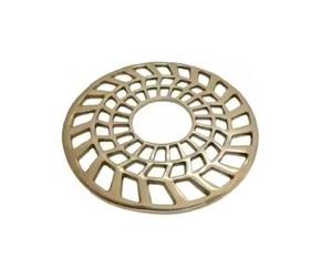 Dessous de plat en métal doré pour plats chauds et protection de table Accessoire décoratif de cuisine et de salle à manger - Product Image 1