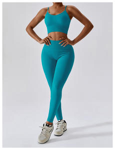 ملابس رياضية نسائية مخصصة بشعار خاص لعام 2023، طقم رياضي من 3 قطع للنساء - Product Image 2