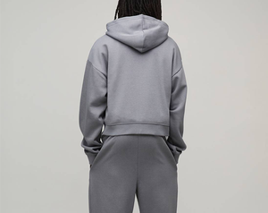 Collection Automne-Hiver 2026 – Sweat à capuche pour homme coupe carrée avec logo personnalisé en relief, doublure polaire anti-boulochage, idéal pour l'échauffement - Product Image 5