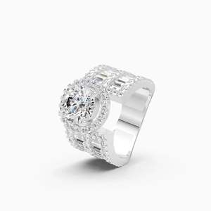 Anillo de compromiso de lujo con triple halo de diamantes cultivados en laboratorio de 4.43 quilates en oro amarillo, blanco y rosa de 9 quilates. - Product Image 2