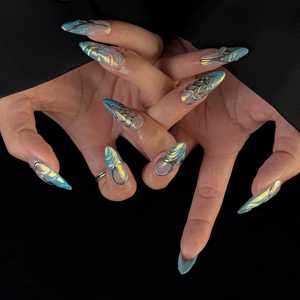 Heart of Thorns - Arte de uñas a presión con diseño único para decoración de uñas - Product Image 6