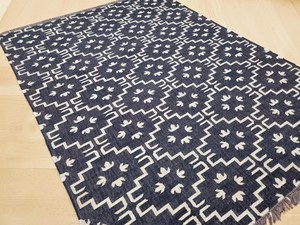 Tapis rectangulaire moderne à motif géométrique en laine et acrylique, tissage plat, avec envers en jute antidérapant et poils fins pour salon - Product Image 3