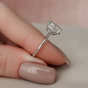 Anillo de compromiso de diamante de corte ovalado de laboratorio, oro sólido de 18 quilates, ajuste de punta de 2,50-3,00 quilates, anillo de lujo de moda para mujer IGI - Product Image 4