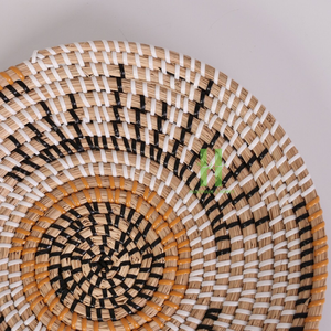 Nueva colección Seagrass Clock Decoración de pared Decoración colgante de pared ecológica Variedad de diseños Tamaño y diseño OEM de Vietnam - Product Image 5