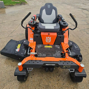 Tondeuses autoportées Husqvarna XCITE Z375 à rayon de braquage zéro à vendre - Product Image 1
