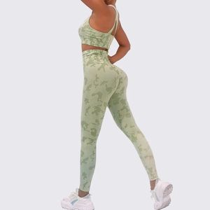 Motif solide pour femmes 2 pièces Sports Yoga Wear Set Fitness Camouflage Outdoor Sportswear - Product Image 5