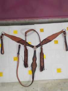 Tachuela de sillín occidental de piel de vaca ligera de primera calidad | Diseños de tendencia con flecos de diamantes de imitación Headstall & Breast Collar para caballos - Product Image 2