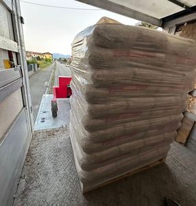 Pellets de Madera de Pino 100% Naturales de 6mm - Product Image 1