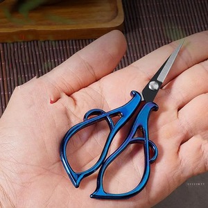 Tijeras de Sastre con Diseño de Hojas de Arce, Tijeras Pequeñas Retro Electrochapadas, Suministros de Costura para Manualidades, Tijeras de Oficina - Product Image 3