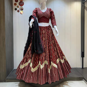 Women Traditional <b>Lehenga</b> Choli Cotton Fabric Pure Kutchhi Print Floor-Length Reversible Designer Navratri Festival Wear for - Product Image 1