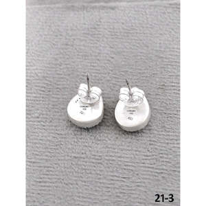 Boucles d'oreilles clous en argent sterling et turquoise, inspirées du sud-ouest, en forme de goutte d'eau avec serti clos, couleur bonbon de coton - Product Image 4