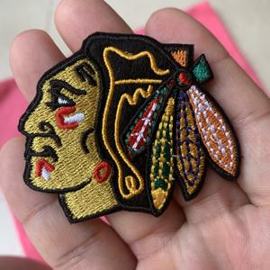 Applique brodée intégrale motif dessin animé, patchs brodés thermocollants pour T-shirt, prix de gros - Product Image 1