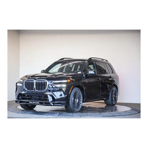 SUV de lujo y alto rendimiento diseñado para una experiencia de conducción premium sin igual. Sin accidentes y listo para ser enviado. - Product Image 4