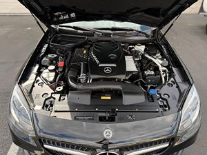 MERCEDES-BENZ SLC300 d'occasion 2018, conduite à gauche/droite - Product Image 6