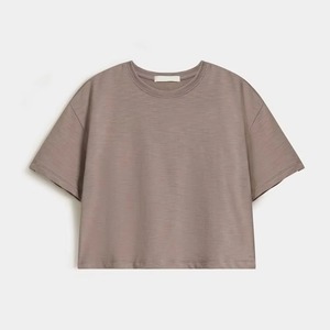 Proveedor Mayorista de Camisetas Lisas Premium para Mujer |   Fabricante de Camisetas Personalizadas de Algodón para Ropa Urbana en Pakistán - Product Image 5
