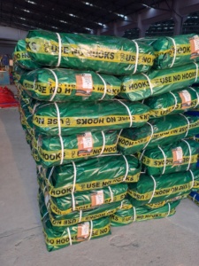 Tailles personnalisées Couleurs 200gsm Vierge PE Bâche Stabilisée aux UV Résistant à la déchirure 12x12 Mesh Heavyweight Super Strong Tissu - Product Image 3